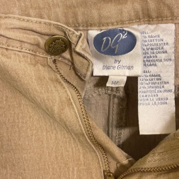Ladies DG2 jeans size 14P - Picture 2 of 3